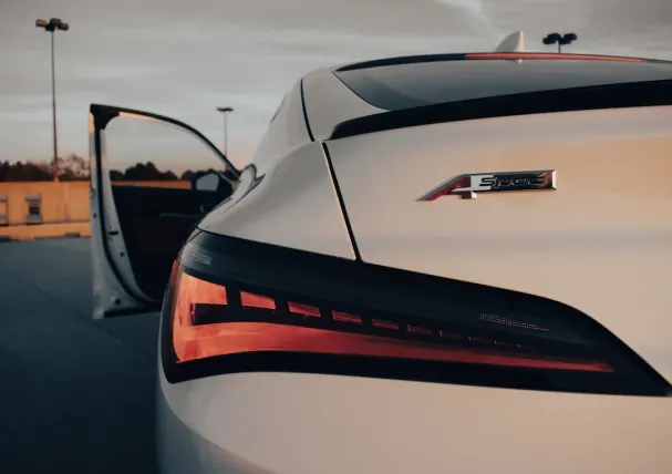 피아이엔오 카지노 안드로이드/iOS 앱